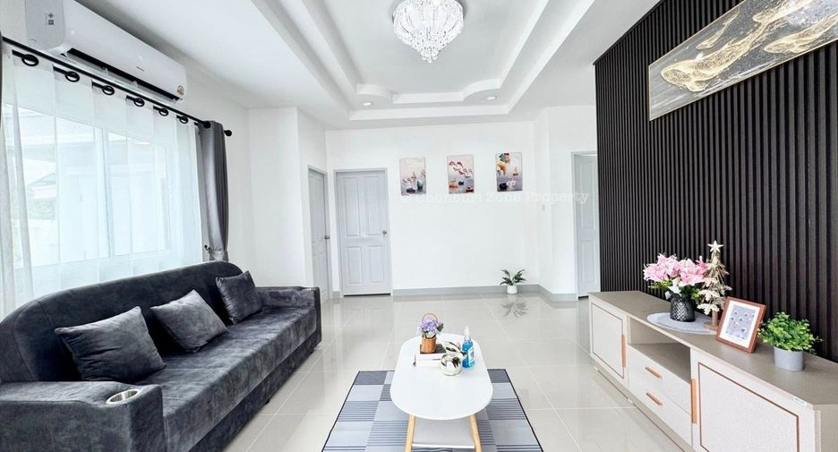 Haus zum Kauf mit 3 Zimmer in Si Racha, Chonburi