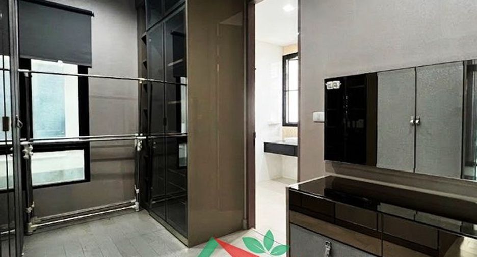 For sale 4 bedrooms house in Bang Bua Thong, Nonthaburi