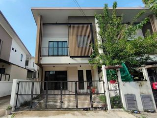 For Rent 3 Bedroom Townhouse In Si Racha, Chonburi