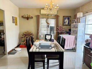 Haus zur Miete und zum Kauf mit 4 Zimmer in Si Racha, Chonburi