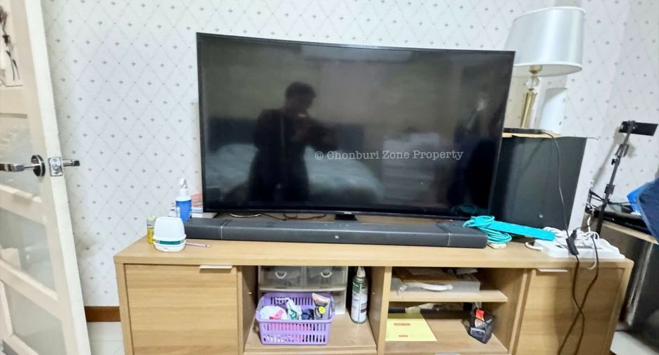 For rent and for sale 4 bedrooms house in Si Racha, Chonburi