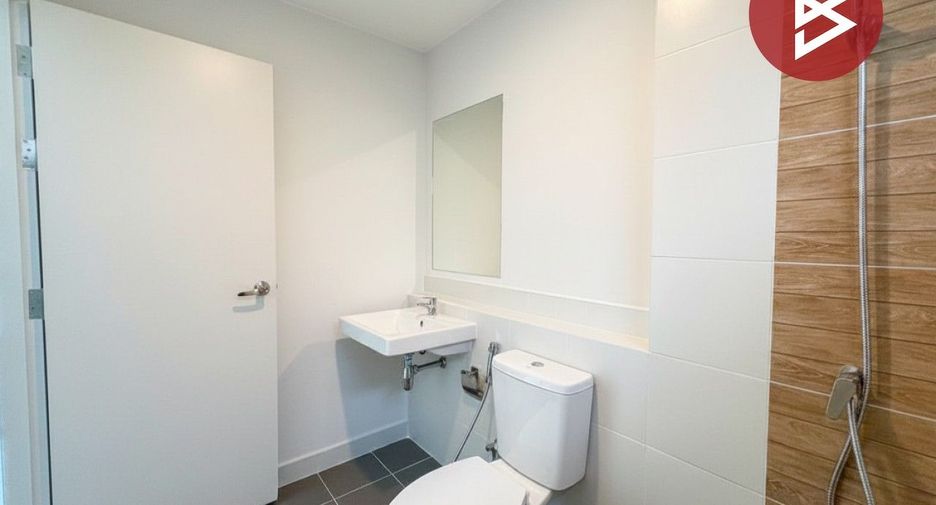 For sale 3 bedrooms house in Nakhon Chai Si, Nakhon Pathom