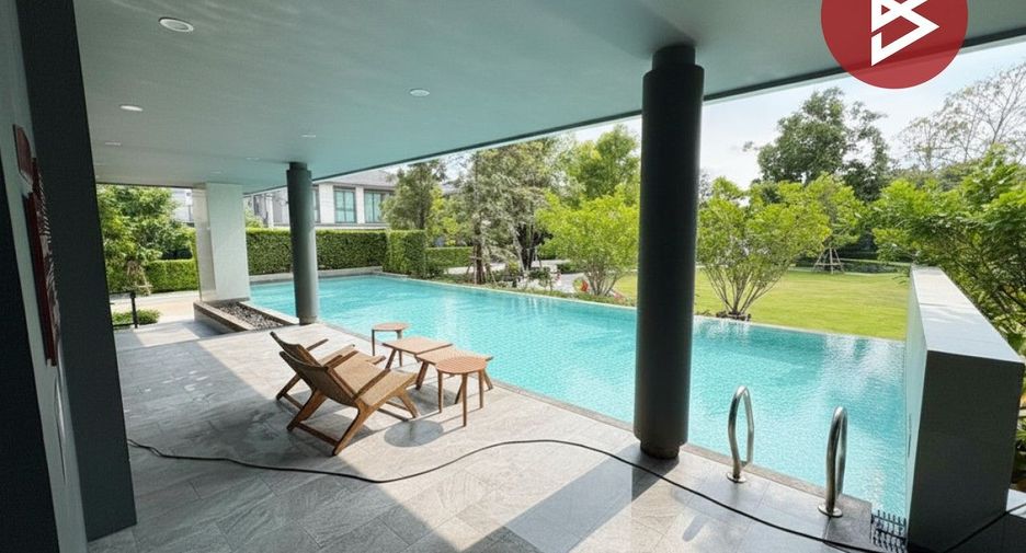 For sale 3 bedrooms house in Nakhon Chai Si, Nakhon Pathom