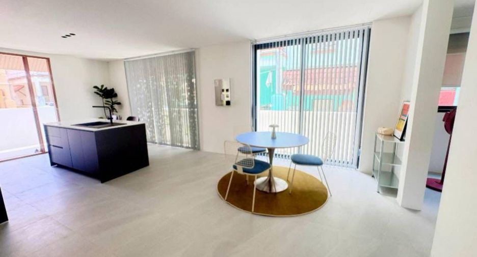 Haus zur Miete mit 3 Zimmer in Si Racha, Chonburi