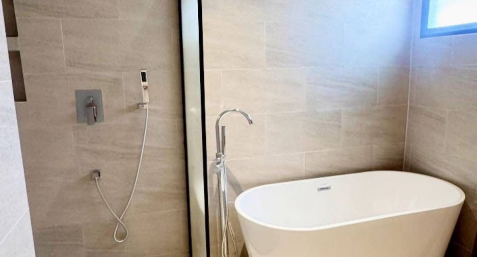 Haus zur Miete mit 3 Zimmer in Si Racha, Chonburi