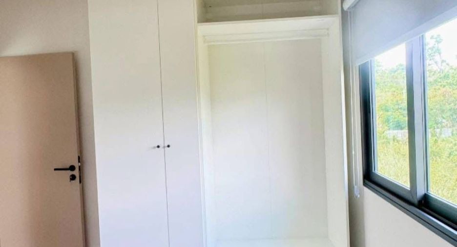 Haus zur Miete mit 3 Zimmer in Si Racha, Chonburi