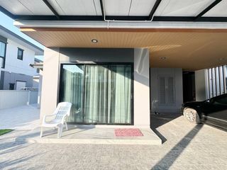 Аренда и продажа 4 спальни дом в Si Racha, Чонбури