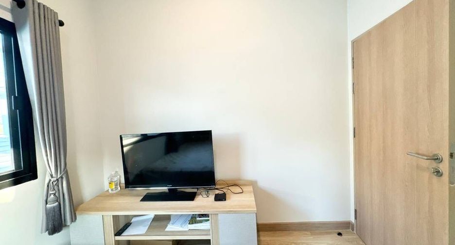 For rent and for sale 4 bedrooms house in Si Racha, Chonburi