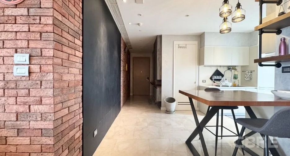For sale 1 bed condo in Khlong San, Bangkok