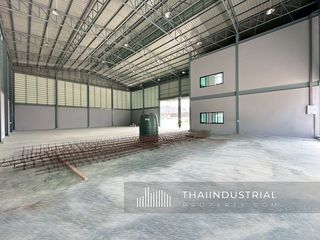 À louer entrepôt à Bang Phli, Samut Prakan
