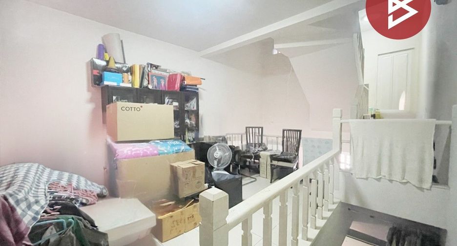 For sale 3 ベッドルーム townhouse in Prawet, Bangkok