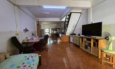 Продажа 3 спальни таунхаус в Bang Bua Thong, Нонтабури