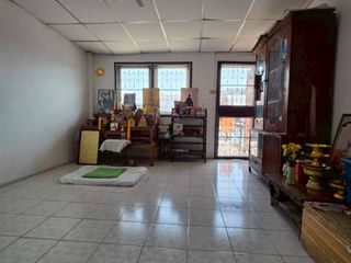 Casa adosada en venta de 3 habitaciones en Bang Bua Thong, Nonthaburi