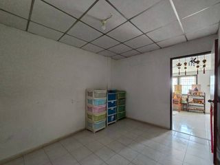 Casa adosada en venta de 3 habitaciones en Bang Bua Thong, Nonthaburi