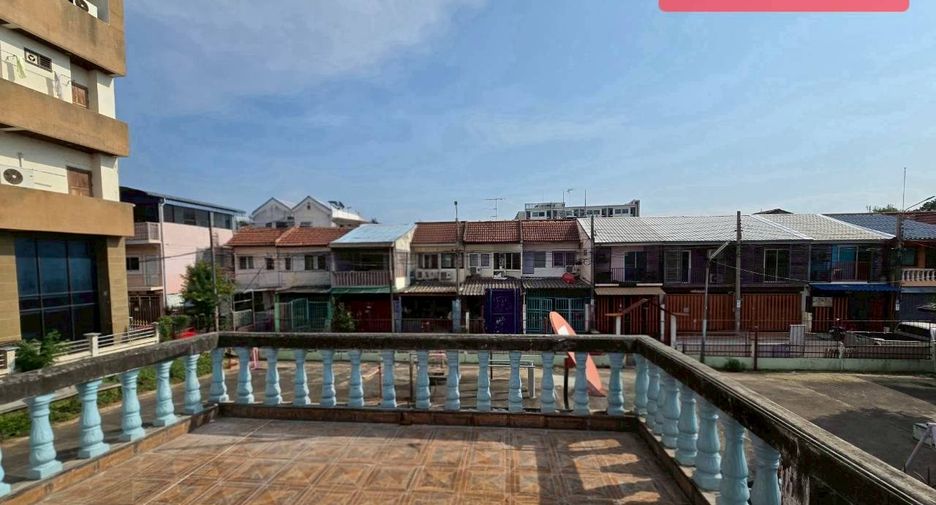 For sale 3 bedrooms townhouse in Bang Bua Thong, Nonthaburi