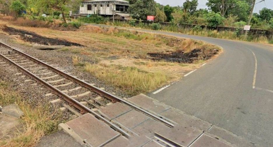 For sale land in Sanom, Surin