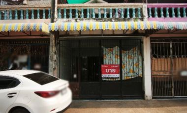 Reihenhaus zum Kauf mit 2 Zimmer in Ban Bueng, Chonburi