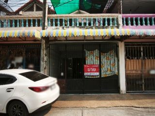 For sale 2 bedrooms townhouse in Ban Bueng, Chonburi