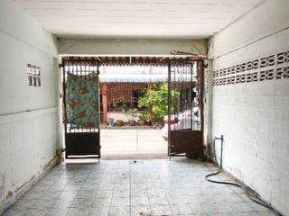 For sale 2 bedrooms townhouse in Ban Bueng, Chonburi