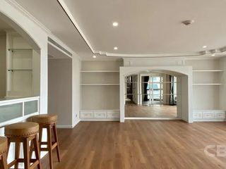 À vendre 3 chambres condo à Pathum Wan, Bangkok