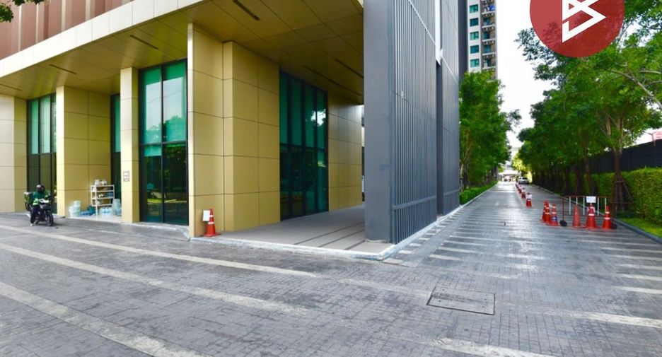 For sale 1 bed condo in Mueang Samut Prakan, Samut Prakan