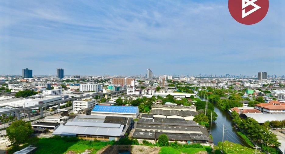 For sale 1 bed condo in Mueang Samut Prakan, Samut Prakan