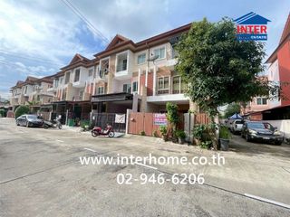 Casa adosada en venta de 3 habitaciones en Thung Khru, Bangkok