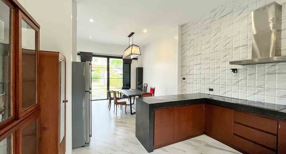 For rent 2 bedrooms house in Mueang Chiang Mai, Chiang Mai