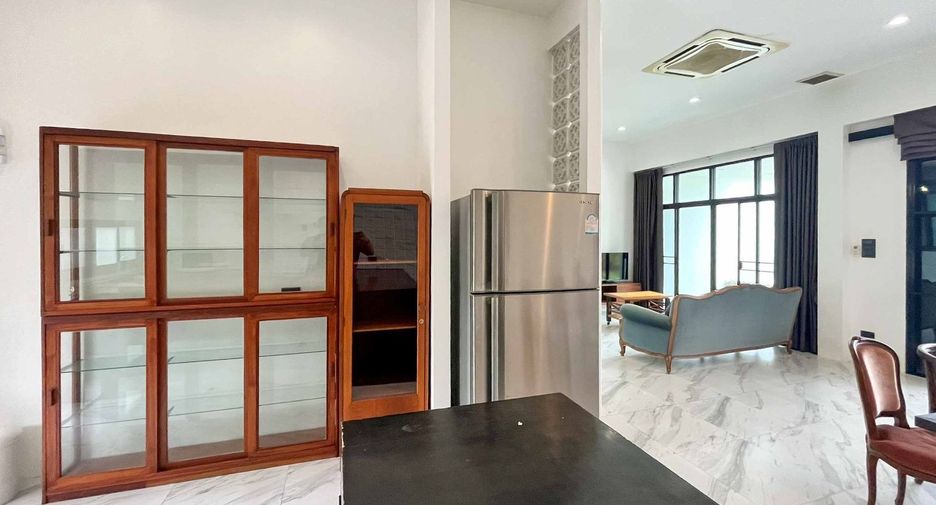 For rent 2 bedrooms house in Mueang Chiang Mai, Chiang Mai