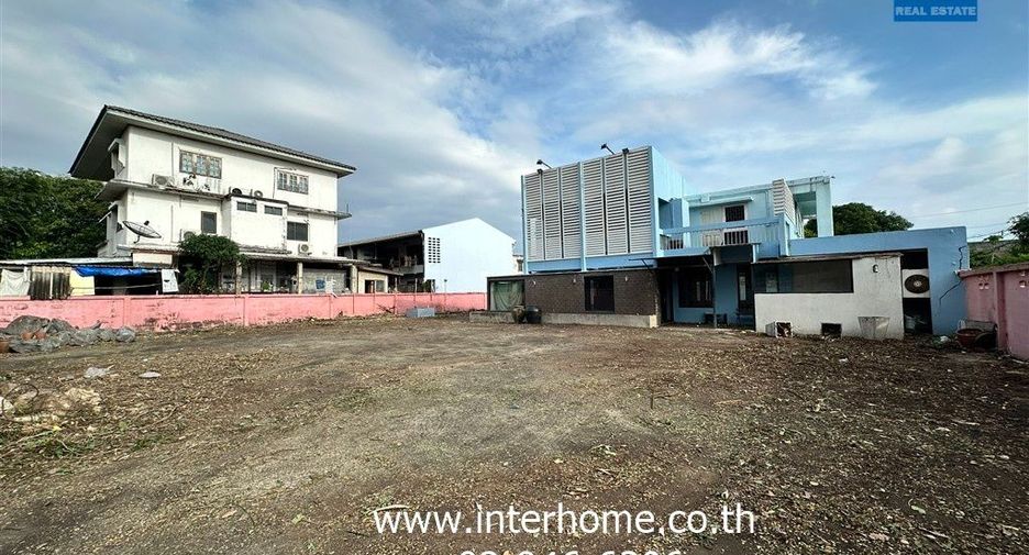 For sale 4 bedrooms house in Lak Si, Bangkok