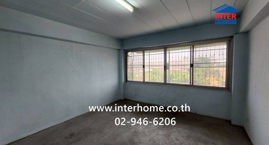 For rent and for sale 4 bedrooms retail Space in Bang Bon, Bangkok