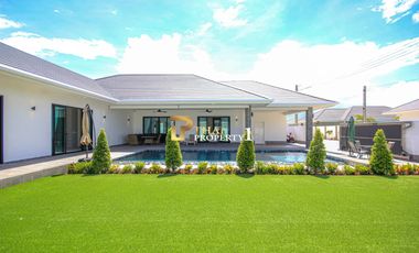 For sale 4 bedrooms villa in Hua Hin, Prachuap Khiri Khan