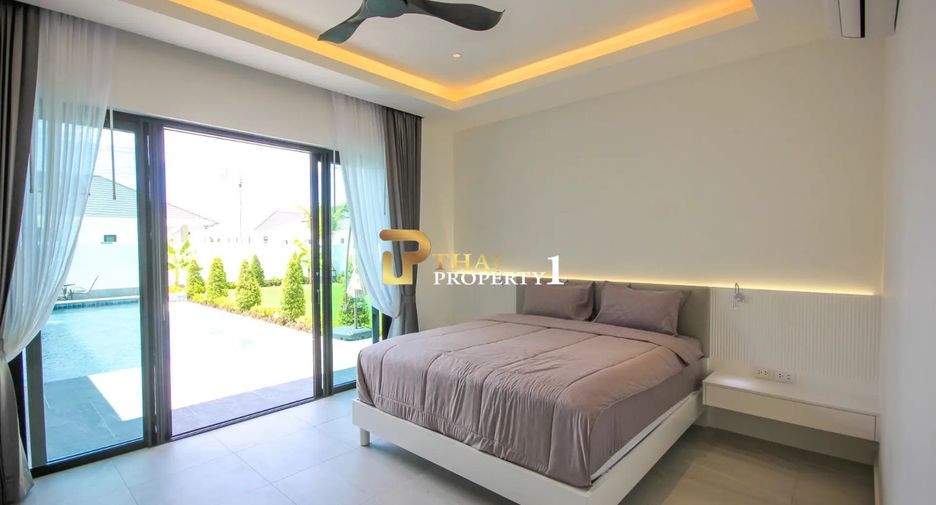 For sale 4 bedrooms villa in Hua Hin, Prachuap Khiri Khan