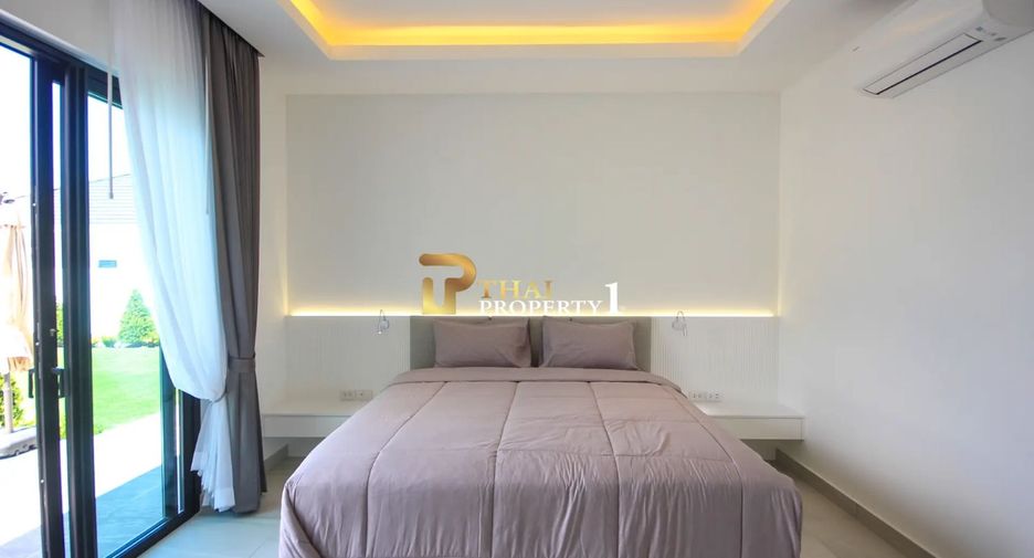 For sale 4 bedrooms villa in Hua Hin, Prachuap Khiri Khan