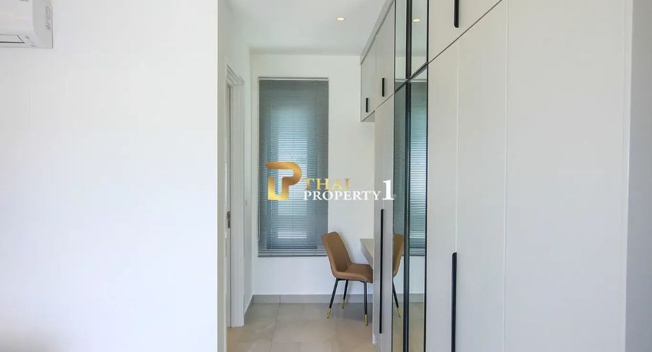 For sale 4 bedrooms villa in Hua Hin, Prachuap Khiri Khan