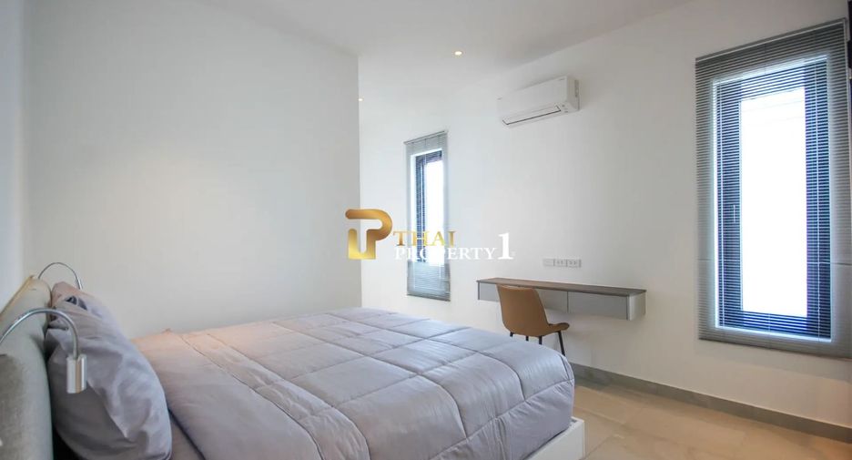 For sale 4 bedrooms villa in Hua Hin, Prachuap Khiri Khan