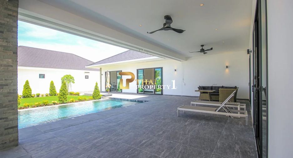 For sale 4 bedrooms villa in Hua Hin, Prachuap Khiri Khan