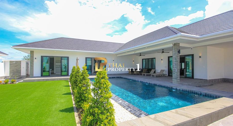 For sale 4 bedrooms villa in Hua Hin, Prachuap Khiri Khan