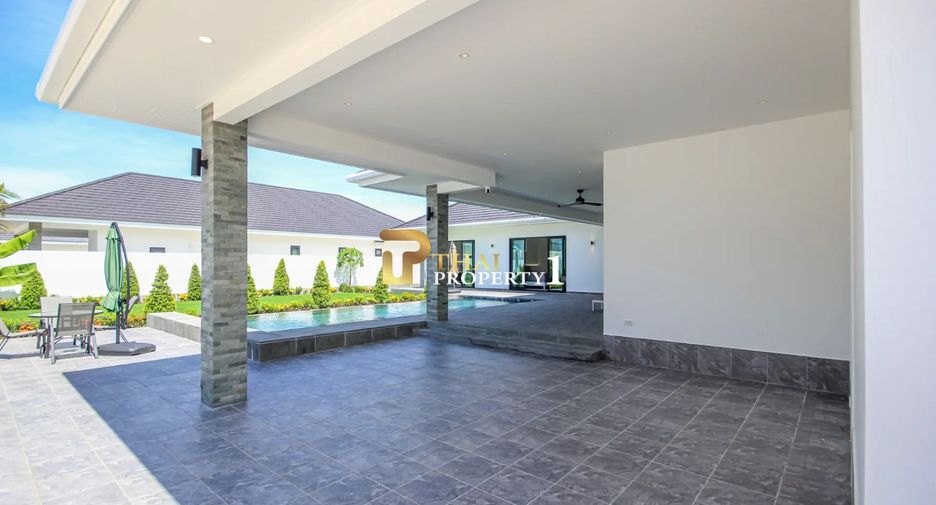 For sale 4 bedrooms villa in Hua Hin, Prachuap Khiri Khan
