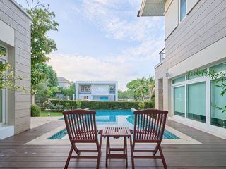 For sale 4 bedrooms house in Na Jomtien, Pattaya