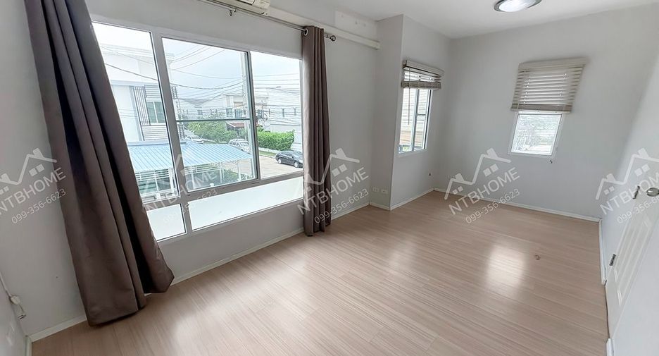 For sale 3 ベッドルーム townhouse in Bang Kruai, Nonthaburi