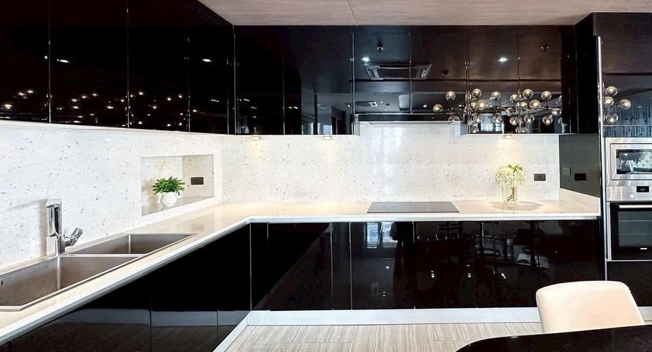 For rent and for sale 3 bedrooms condo in Khlong Toei, Bangkok