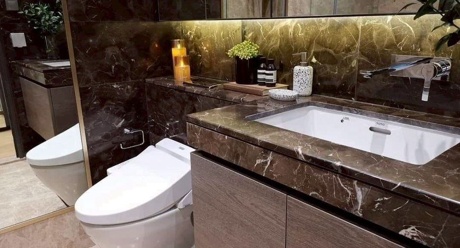 For rent 1 bed condo in Pathum Wan, Bangkok