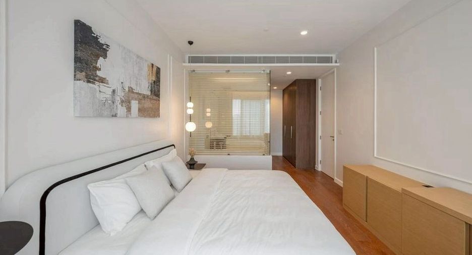For rent 1 bed condo in Pathum Wan, Bangkok