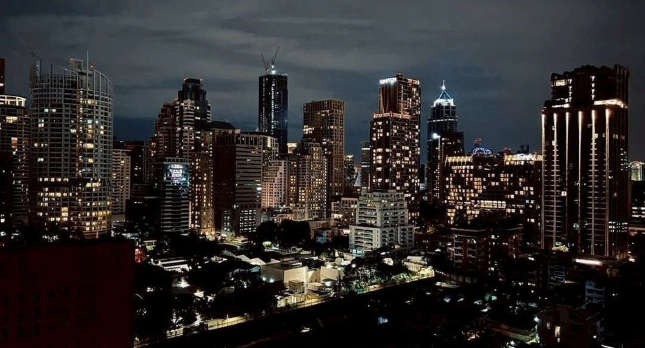 For rent 1 bed condo in Pathum Wan, Bangkok