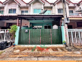 For sale 3 bedrooms townhouse in Sai Mai, Bangkok