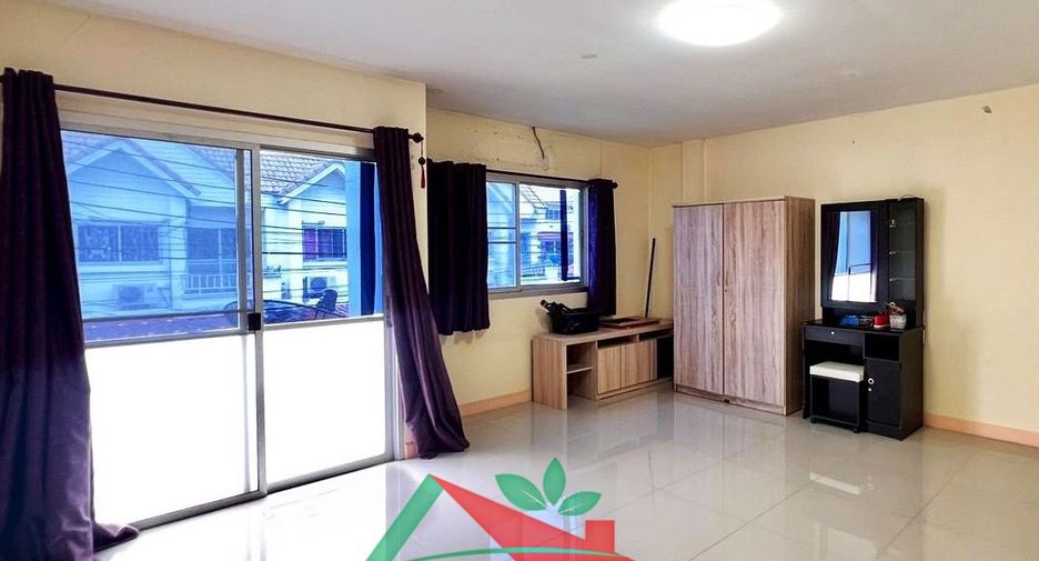 À vendre 3 chambres maison de ville à Sai Mai, Bangkok