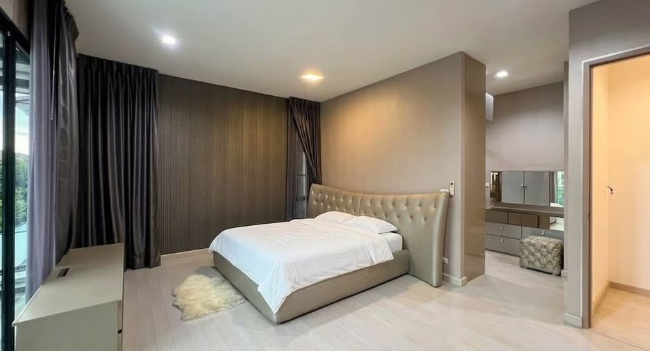 For sale 4 bedrooms house in Bang Bua Thong, Nonthaburi