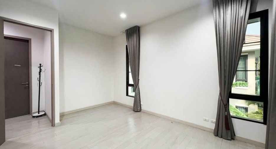 For sale 4 bedrooms house in Bang Bua Thong, Nonthaburi