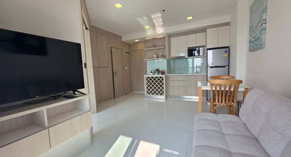 For rent 1 bed condo in Pratumnak, Pattaya